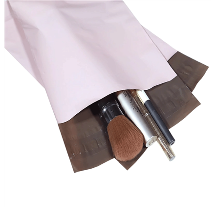 Sobre de plástico opaco