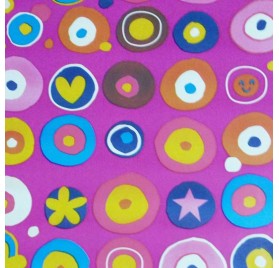 Papel de embrulho infantil sorriso menina