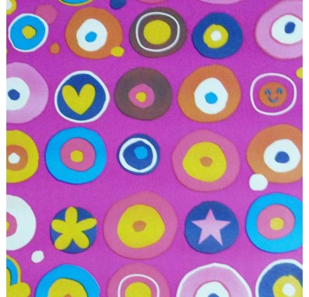 Papel de embrulho infantil sorriso menina